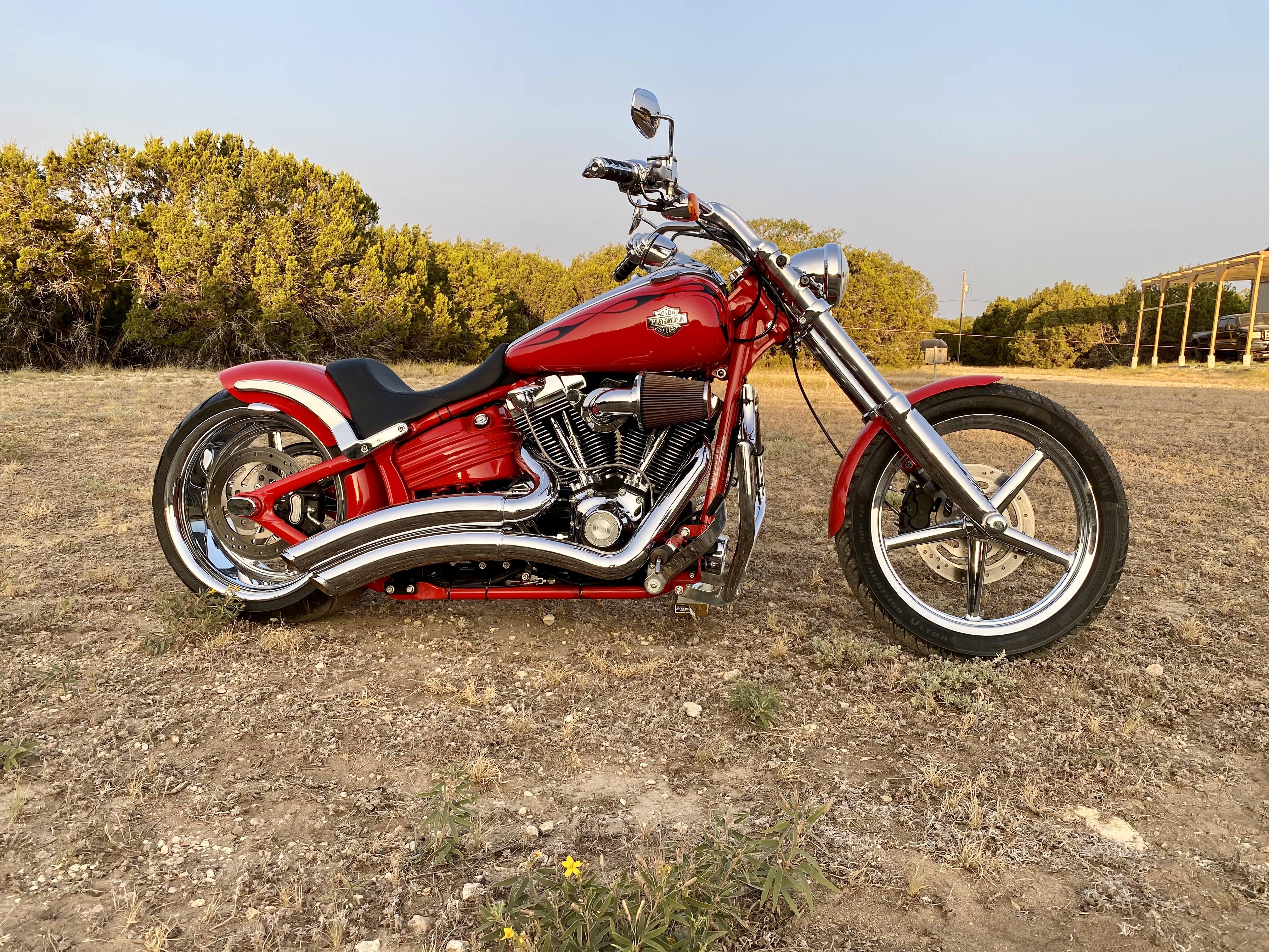 Elegant Harley Davidson Rocker C 2011 Pictures