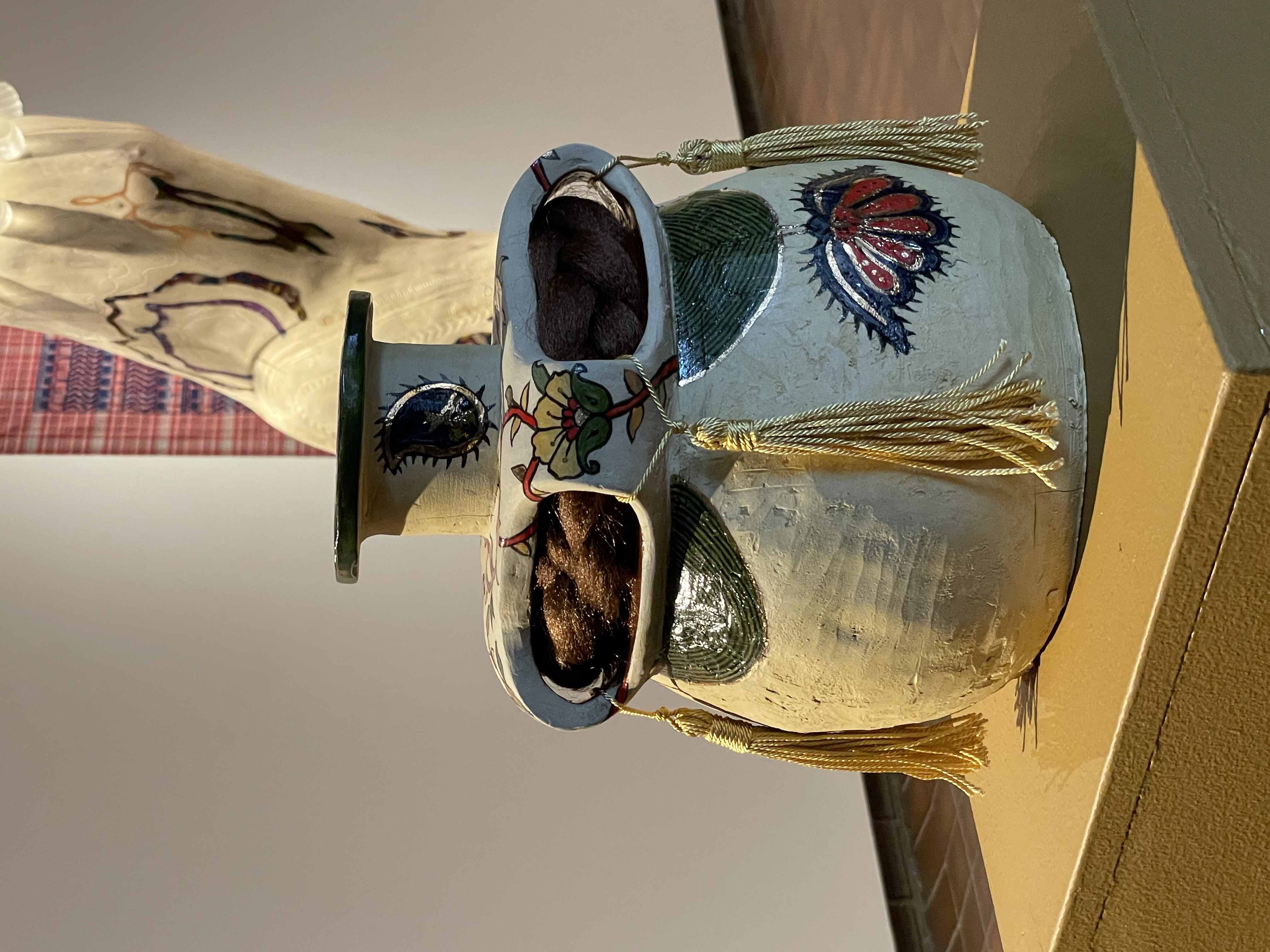 Virtual tour: Threading through time