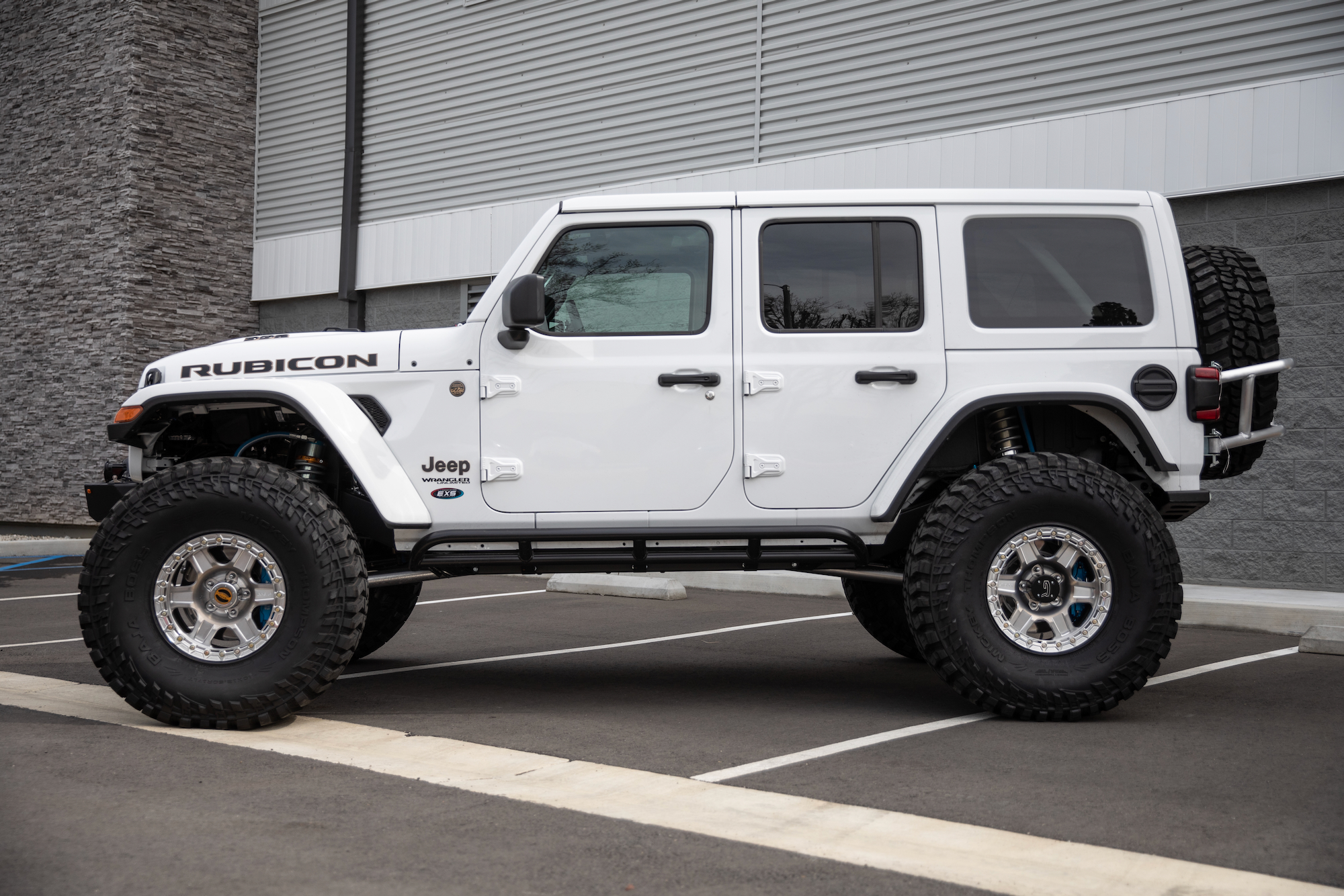 White 392 Jeep JL EXS | GenRight Off Road