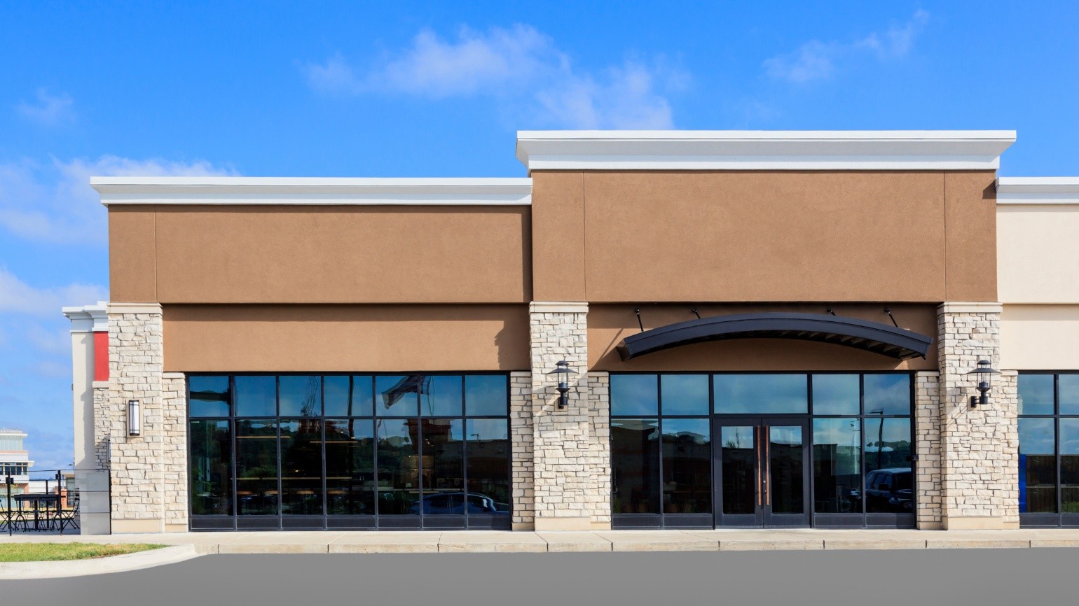 Exterior Commercial Painting in Lee's Summit