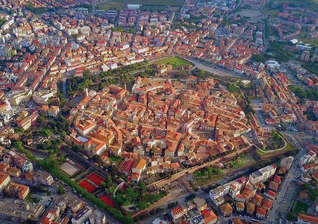 Grosseto — Cartello QR GetYourGuide Toscana