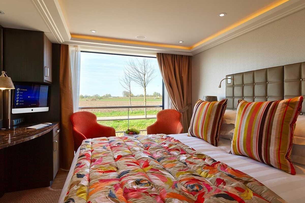 C Grade French Balcony Stateroom
