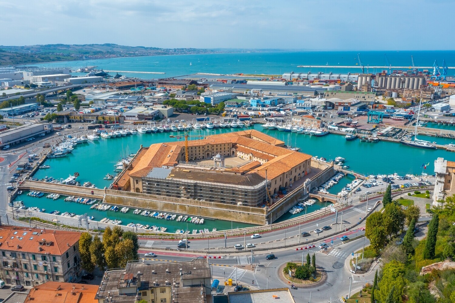 Ancona — Cartello QR GetYourGuide Marche