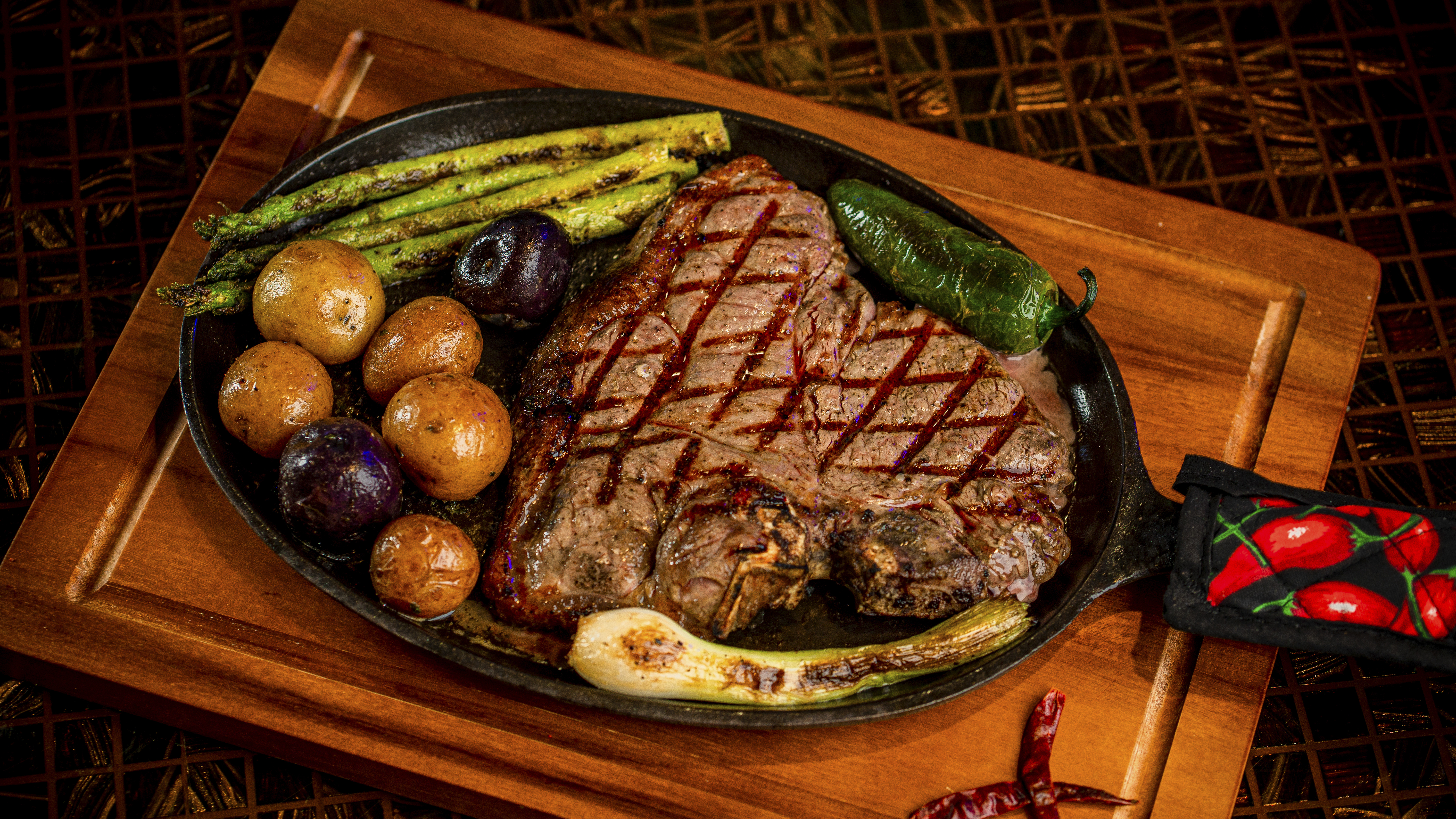 El RANCHO の大皿 Gallery - El Rancho Grande Mexican Restaurants.