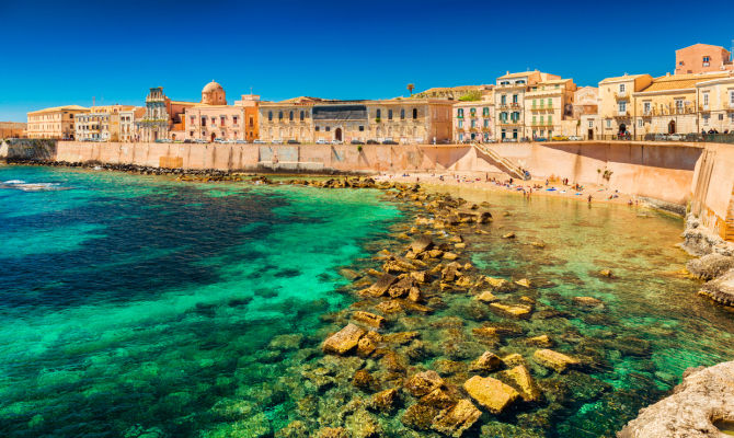 Siracusa — Cartello QR GetYourGuide Sicilia