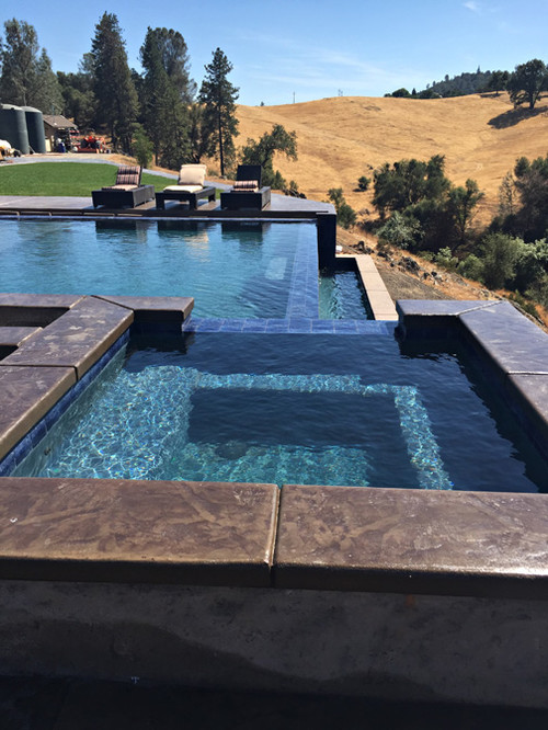Sacramento pool project by Phenomenal Pool & Landscape