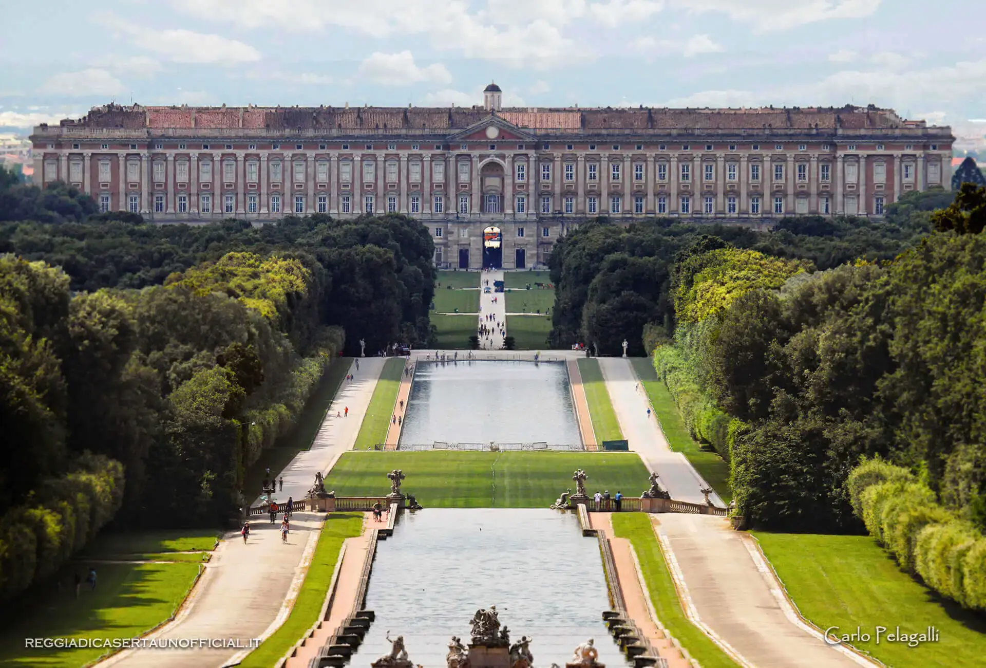 Caserta — Cartello QR GetYourGuide Campania