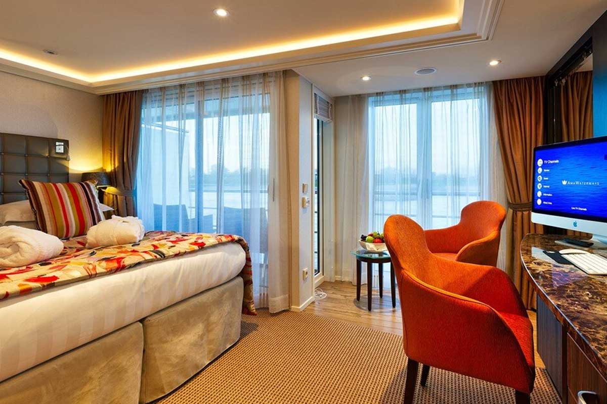 AA Twin/Outside Balcony Stateroom