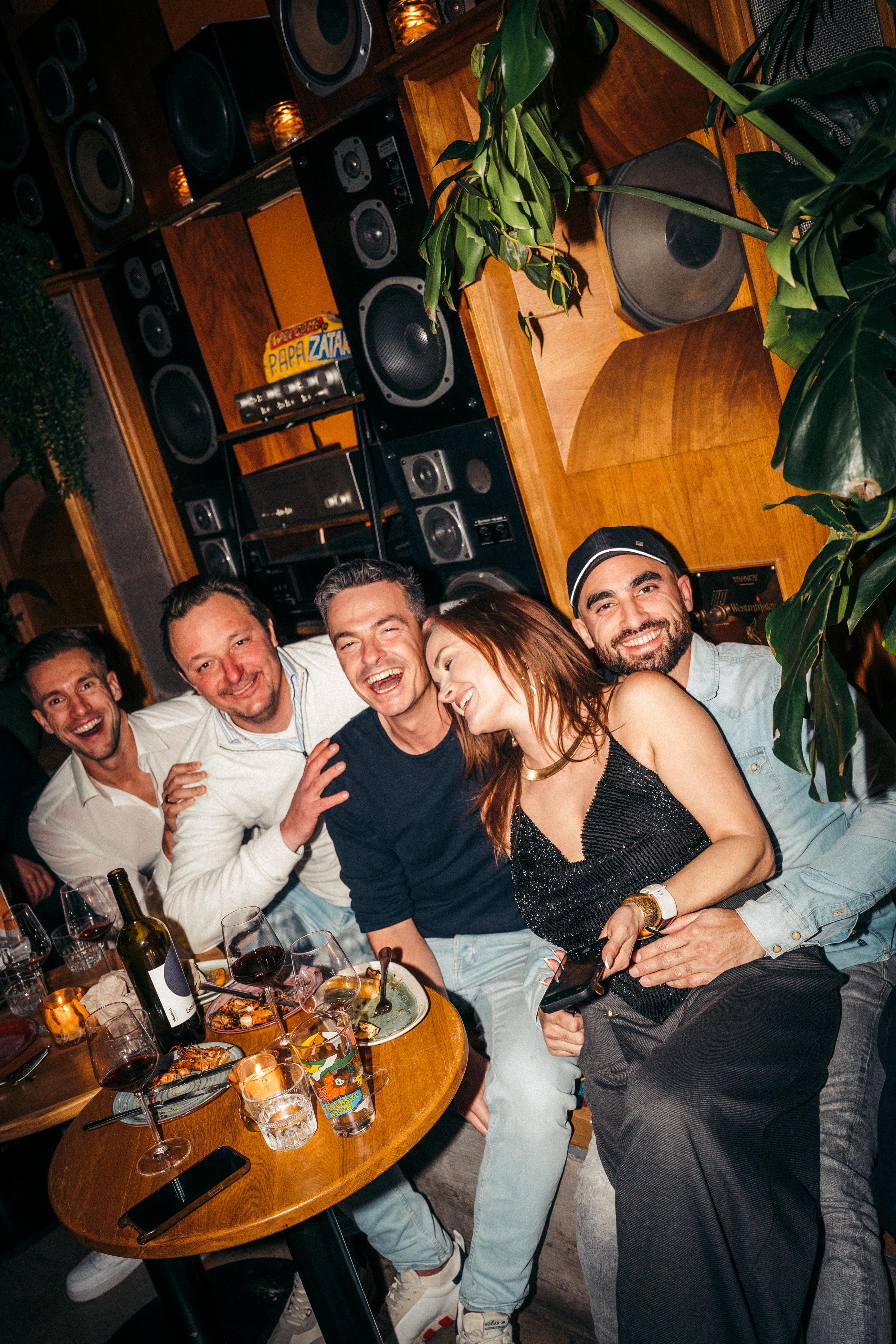 BUURT BORREL