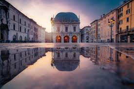 Brescia — Cartello QR GetYourGuide Lombardia