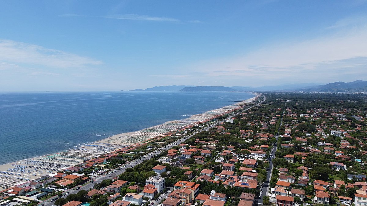 Forte dei Marmi — Cartello QR GetYourGuide Toscana
