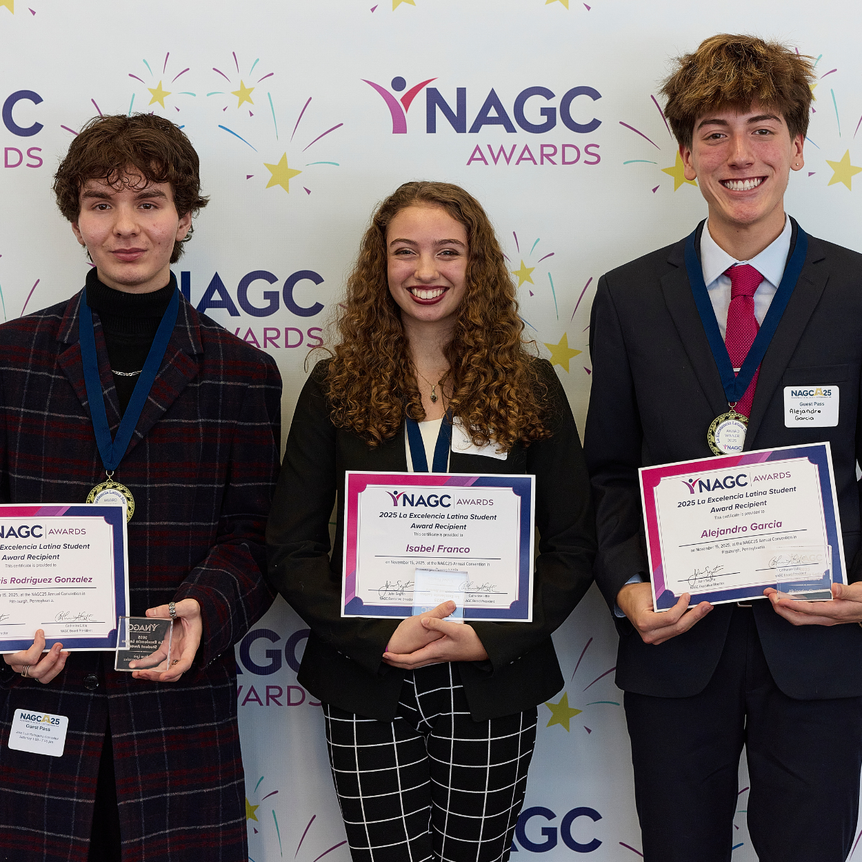 La Excelencia Latina Student Scholarship Award