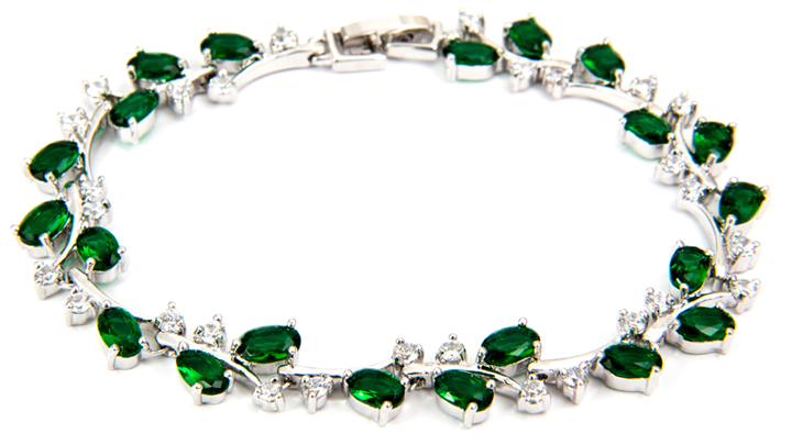 Why Work With a Local Jewelry Buyer in Lee’s Summit Instead of Selling Online?
