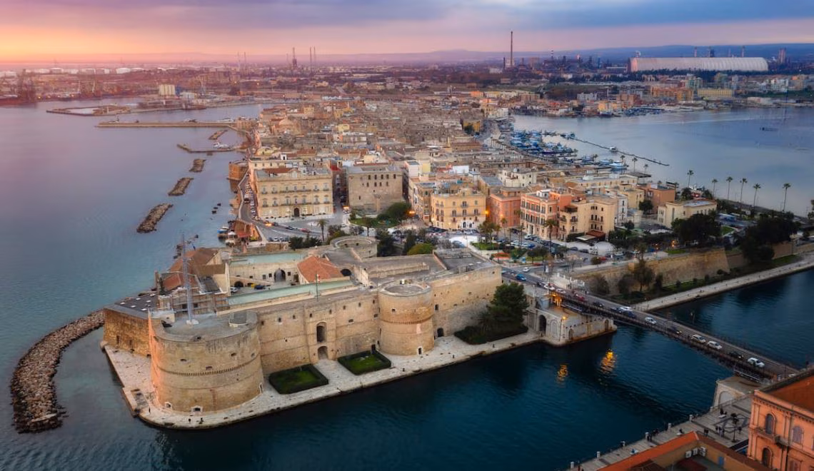 Taranto — Cartello QR GetYourGuide Puglia