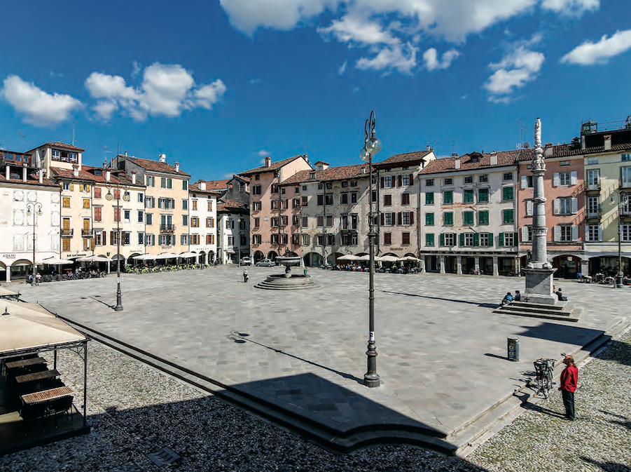 Udine — Cartello QR GetYourGuide Friuli Venezia Giulia