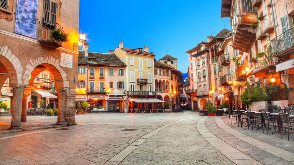 Domodossola — Cartello QR GetYourGuide Piemonte