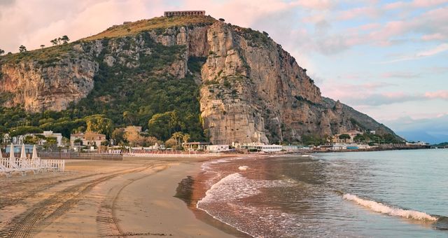 Terracina — Cartello QR GetYourGuide Lazio