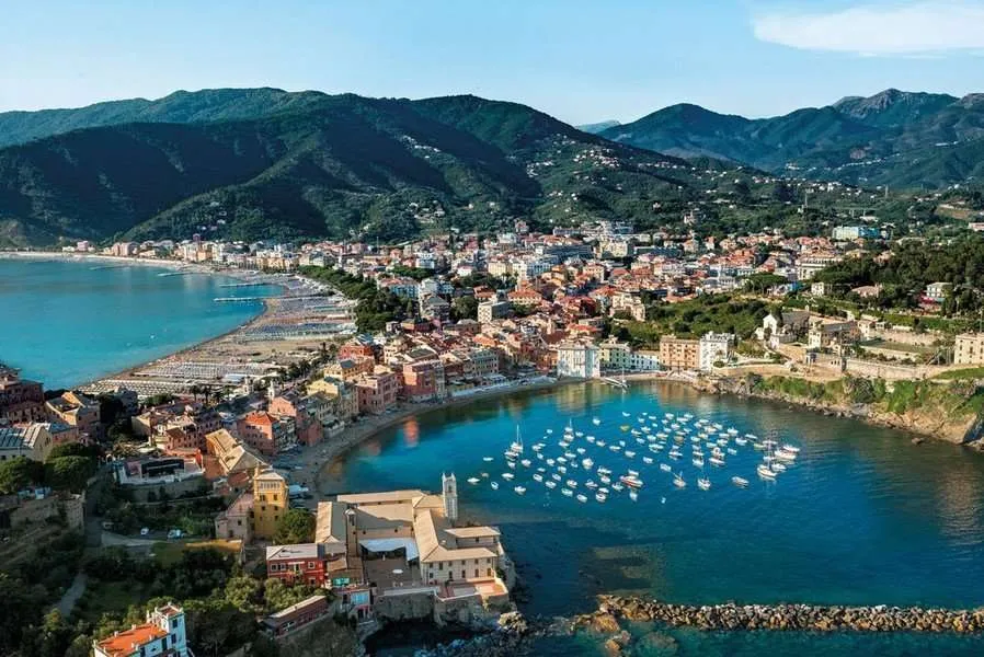 Sestri Levante — Cartello QR GetYourGuide Liguria