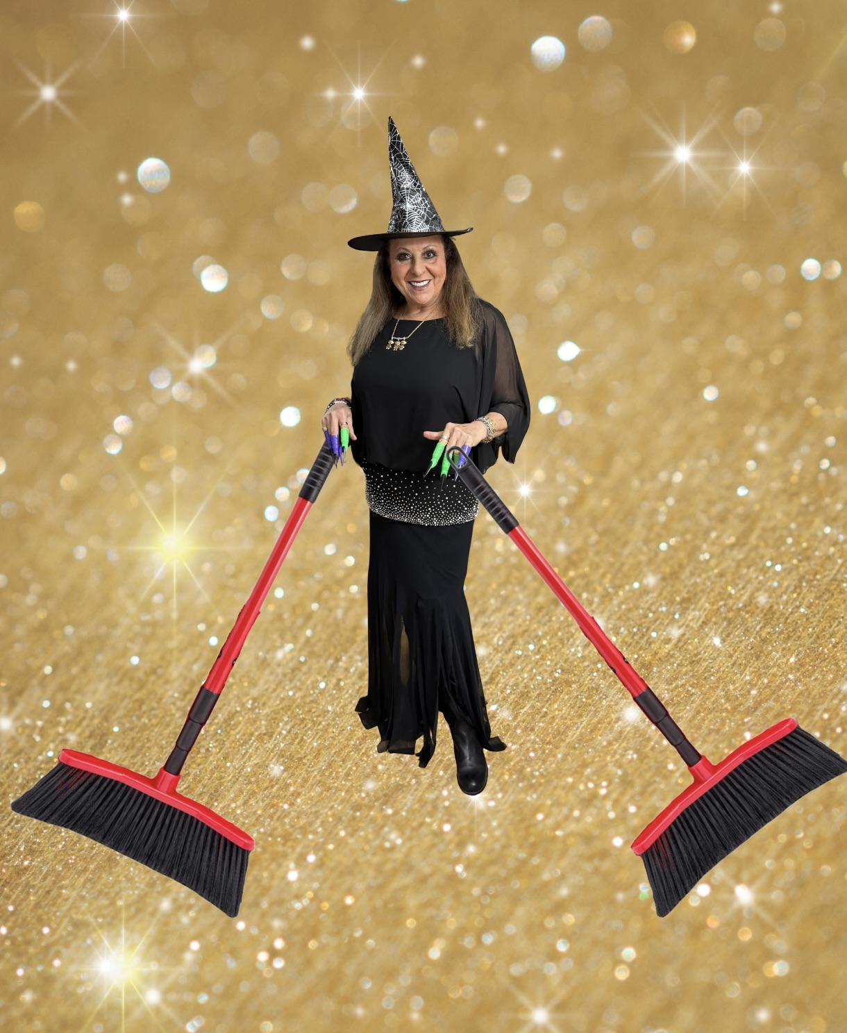 Da Vinci Broom – The Angled Broom That Sweeps Dirt Into One Pile
