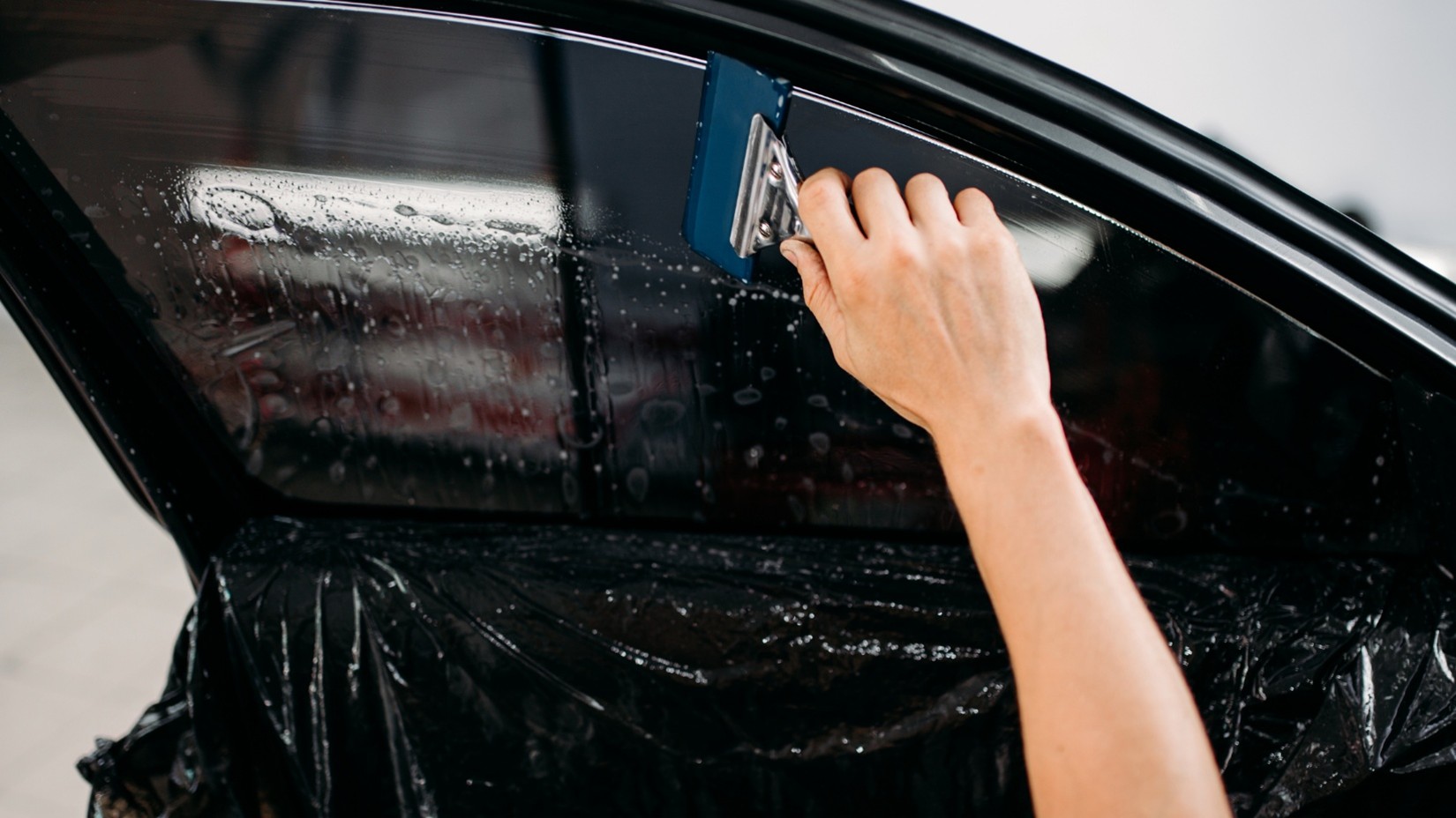 Vehicle Graphics in Overland Park
