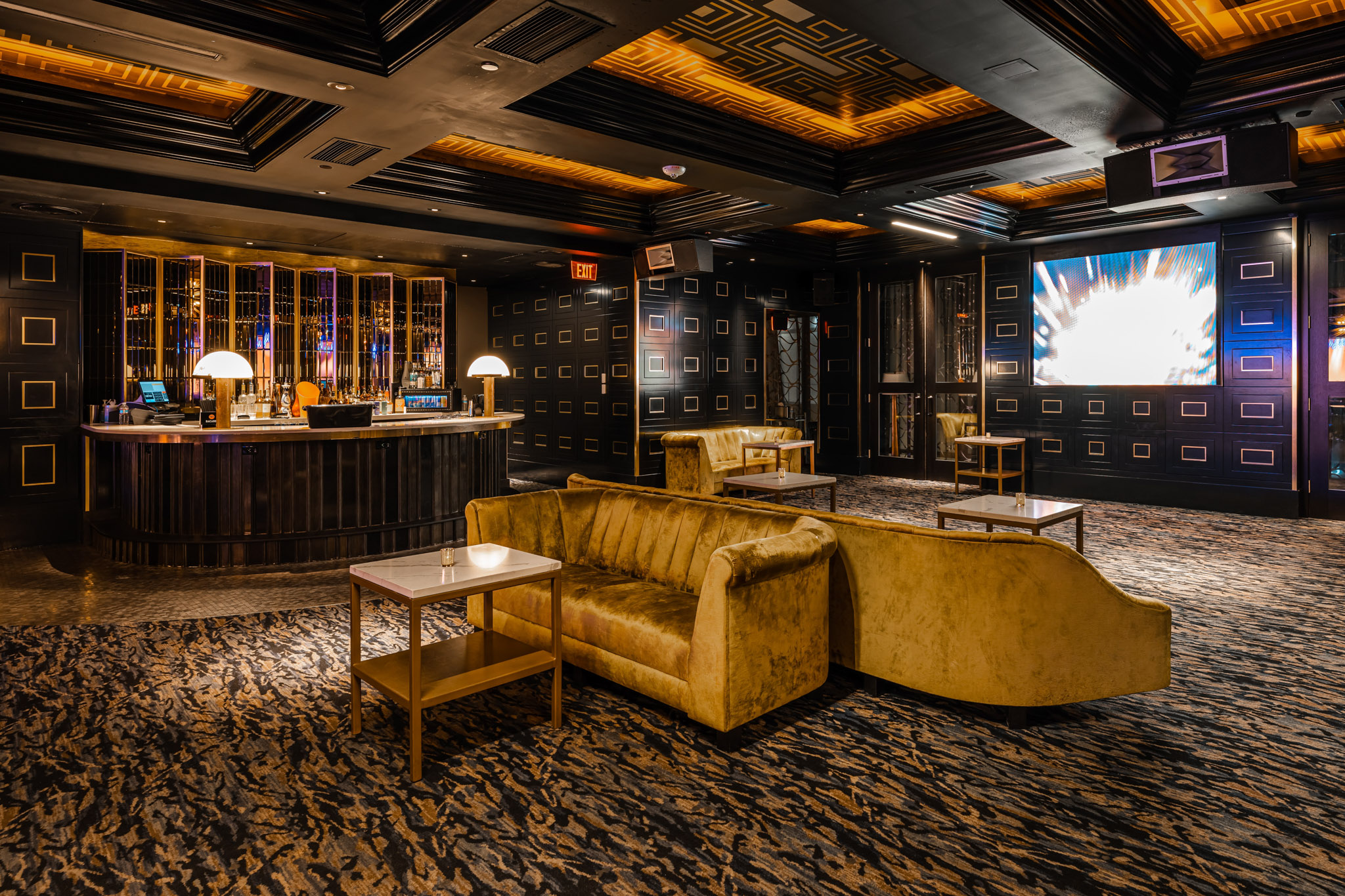 Bar photo 2